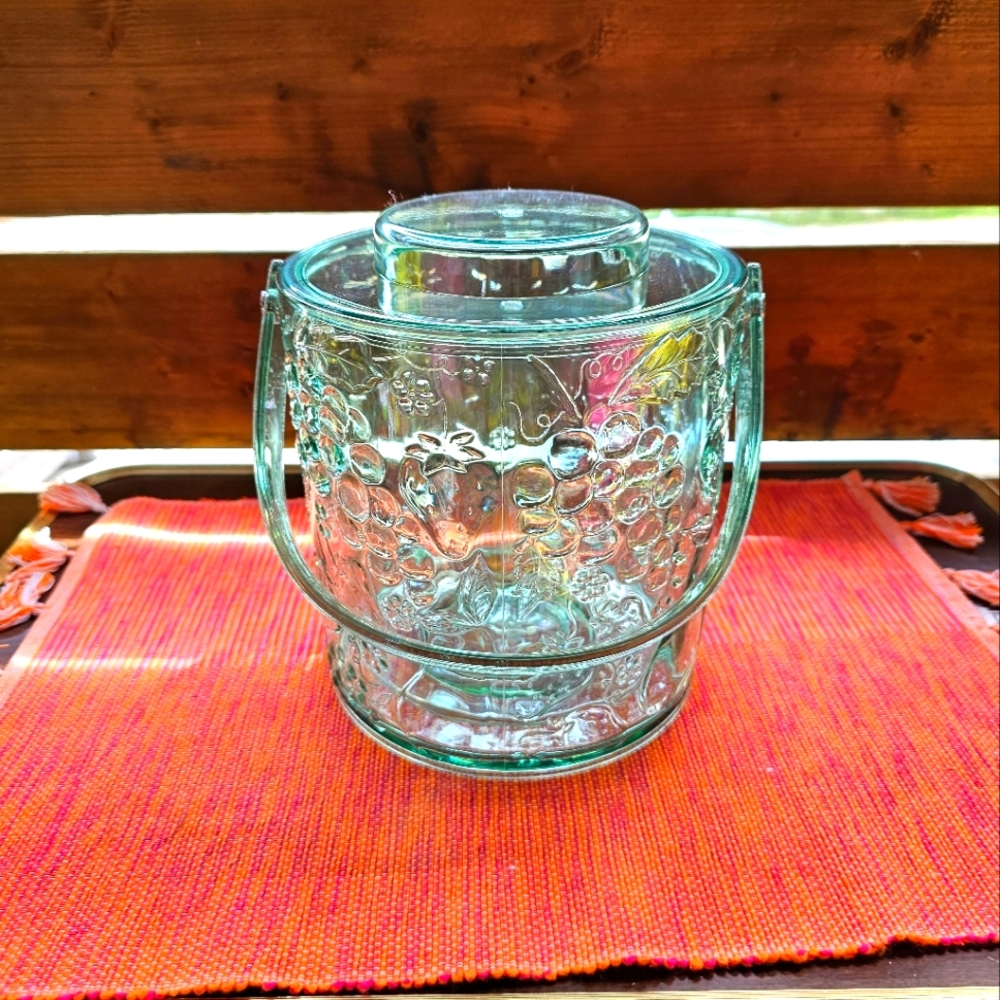 Seafoam Green Vintage Acrylic Ice Bucket